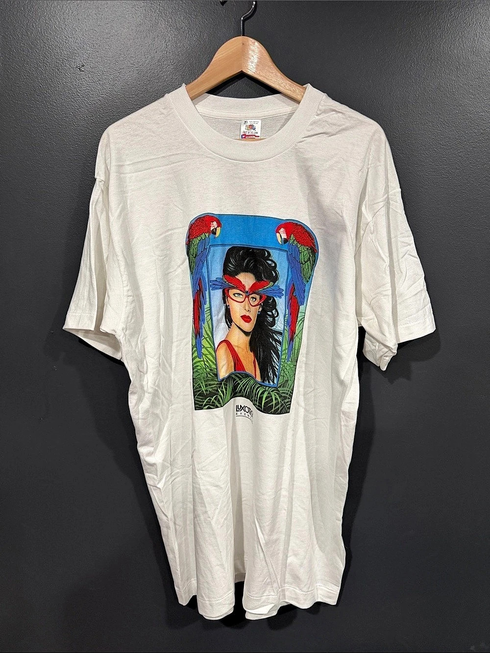 Luxottica Eyewear Graphic Parrot Print Tee in White & Blue XL